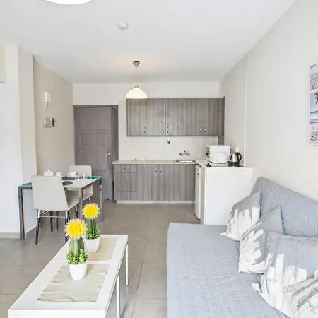 So8 Apartment
